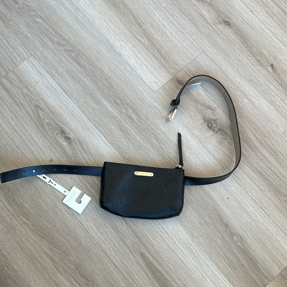 Michael Kors Black Belt Bag - Picture 2 of 6
